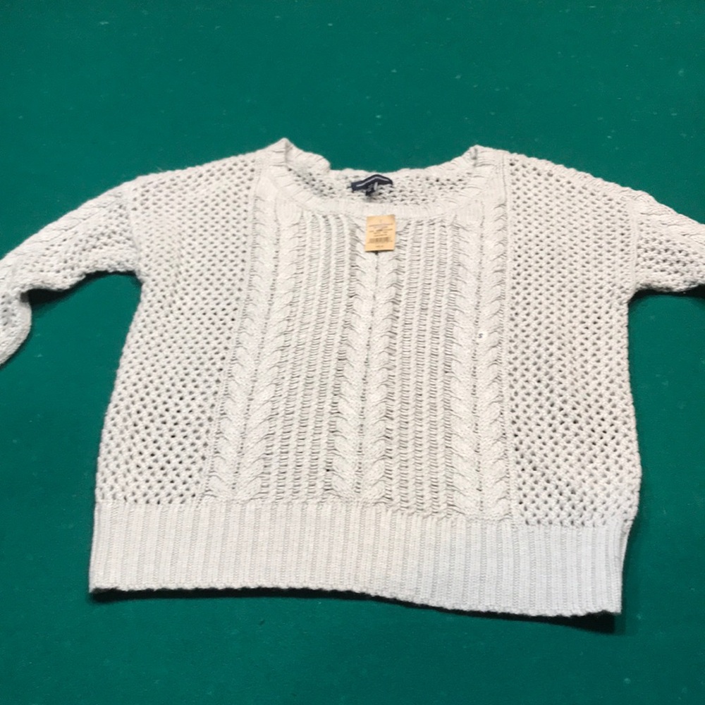 American Eagle sweater